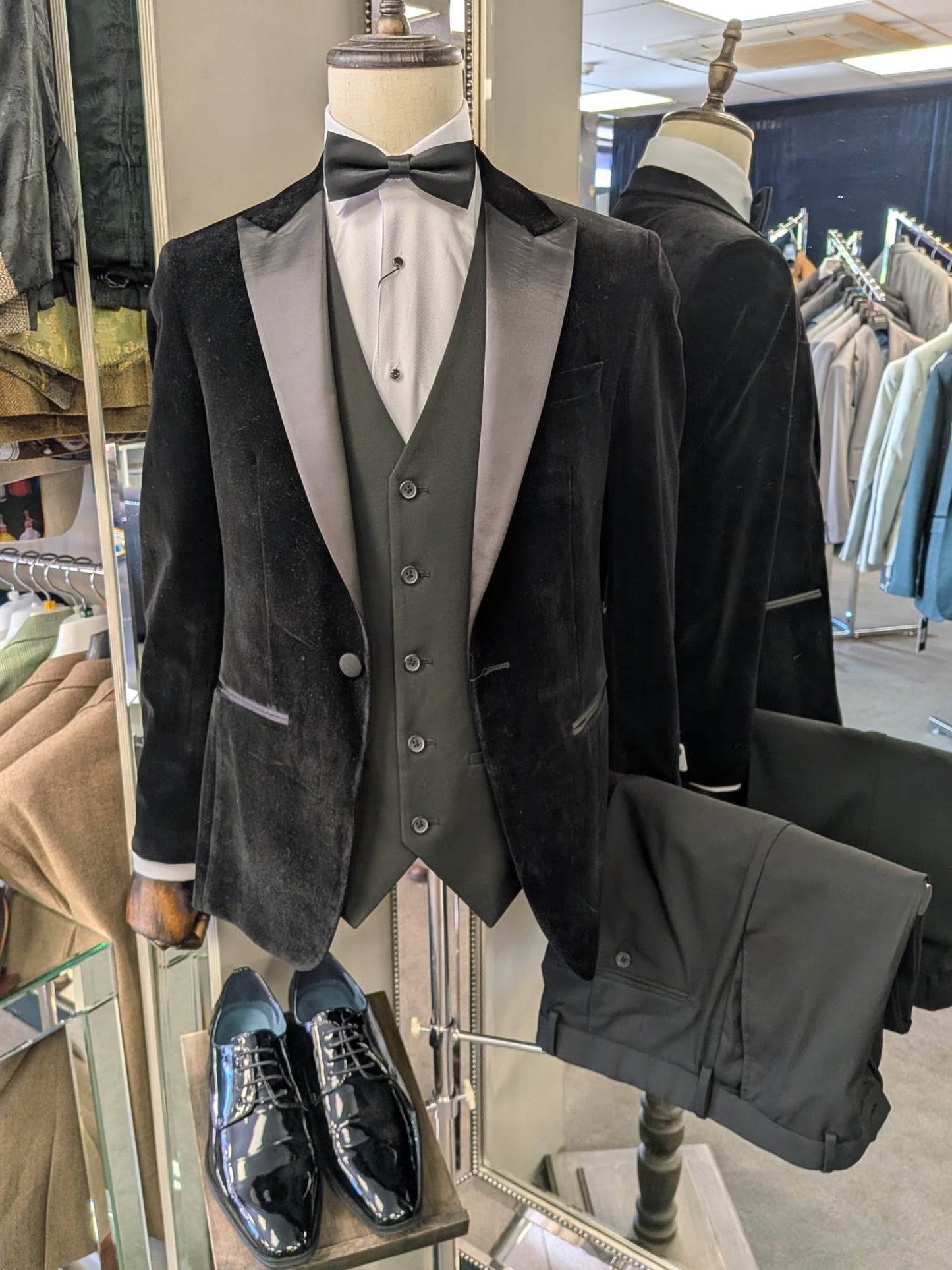 HOU Black Velvet Tuxedo