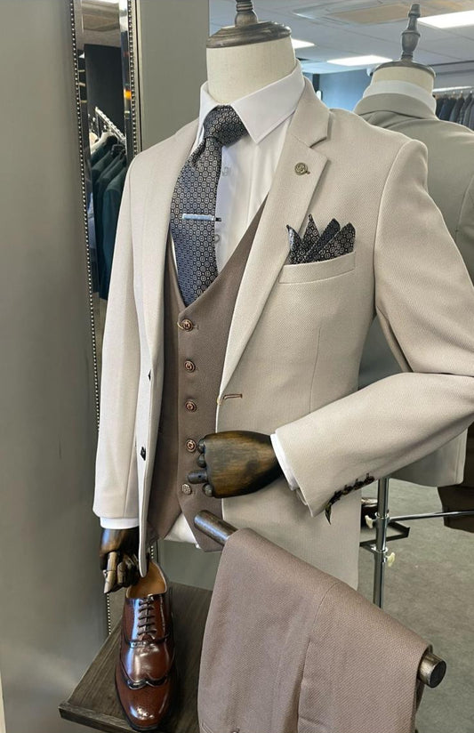 HM5 Stone Blazer With HM5 Waistcoat & Trousers